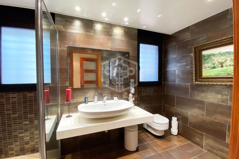 5 slaapkamer Villa te koop in Caldes d'Estrac met zwembad garage - € 996.000 (Ref: 8115515)