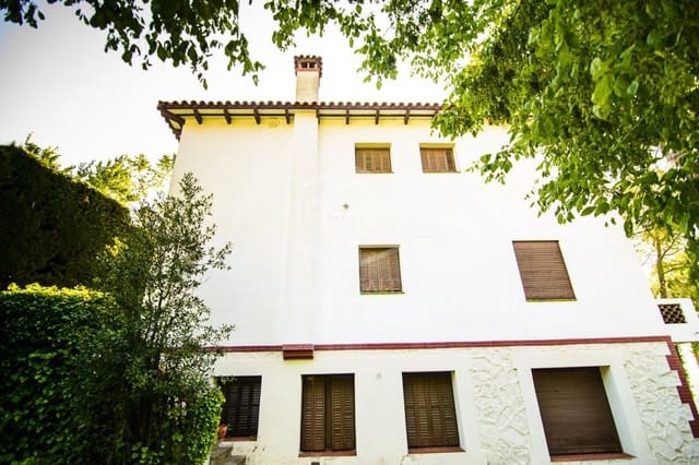 13 camera da letto Finca/Casa di Campagna in vendita in Barcelona città con piscina garage - 900.000 € (Rif: 8115523)