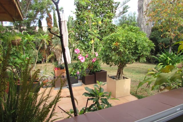 2 bedroom Villa for sale in Blanes with garage - € 780,000 (Ref: 8115529)