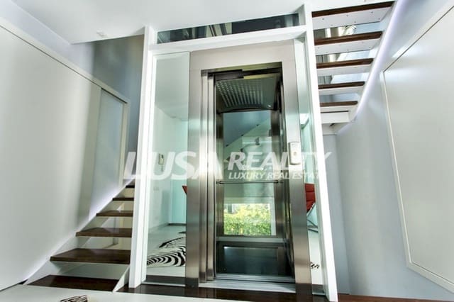 7 bedroom Villa for sale in Castelldefels with pool garage - € 3,900,000 (Ref: 8115562)