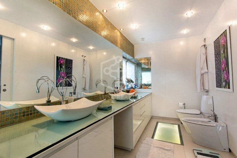 7 sypialnia Willa na sprzedaż w Castelldefels z basenem garażem - 3 490 000 € (Ref: 8115562)