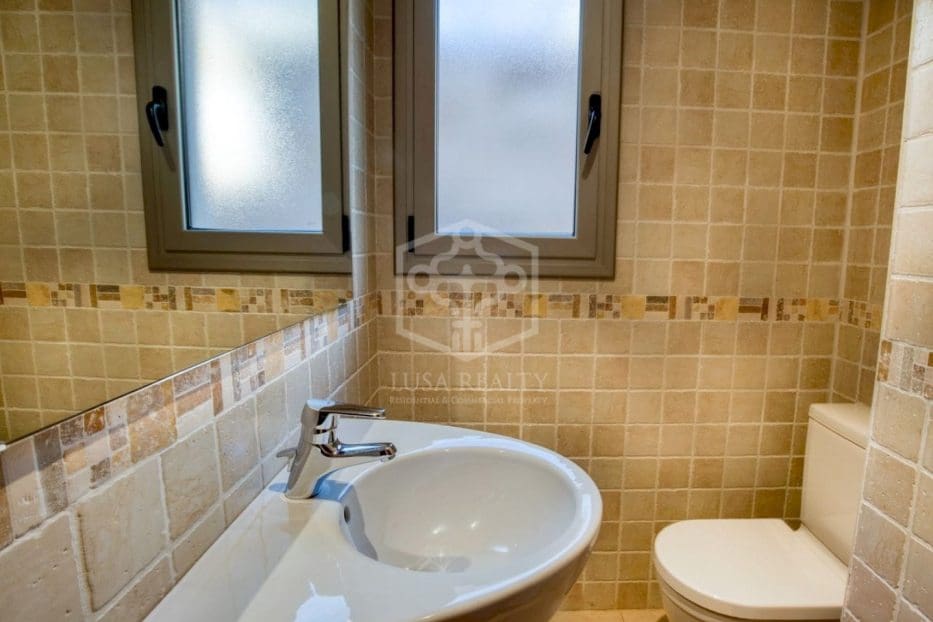 5 sypialnia Willa na sprzedaż w Platja d'Aro z basenem garażem - 1 575 000 € (Ref: 8115573)