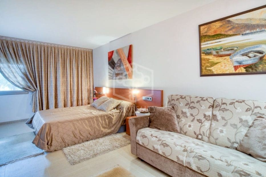 5 sypialnia Willa na sprzedaż w Platja d'Aro z basenem garażem - 1 575 000 € (Ref: 8115573)