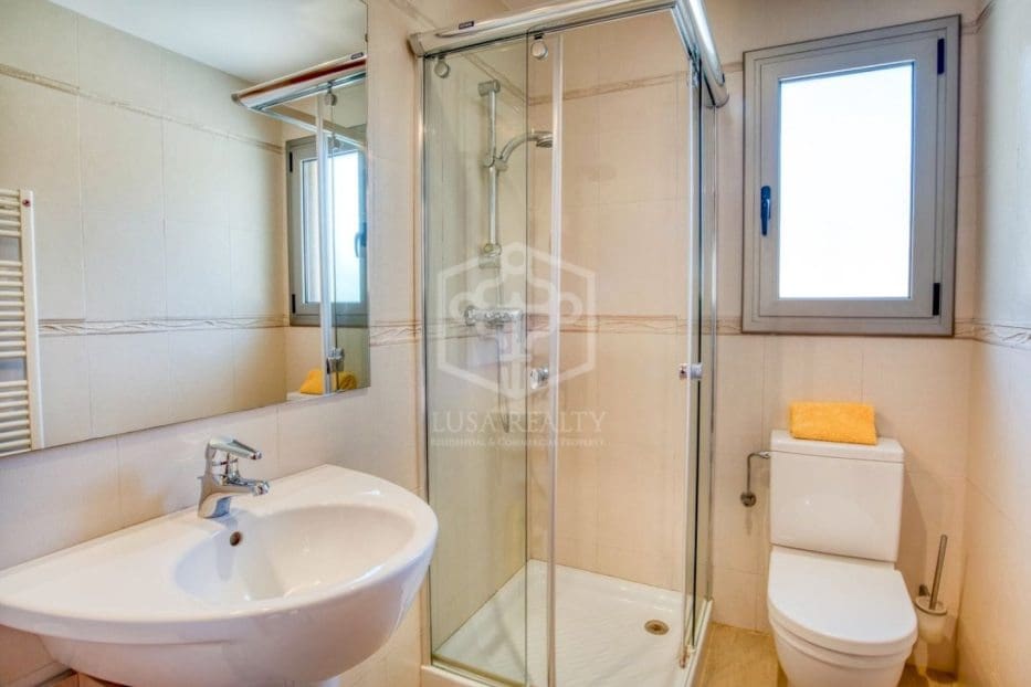 5 sypialnia Willa na sprzedaż w Platja d'Aro z basenem garażem - 1 575 000 € (Ref: 8115573)