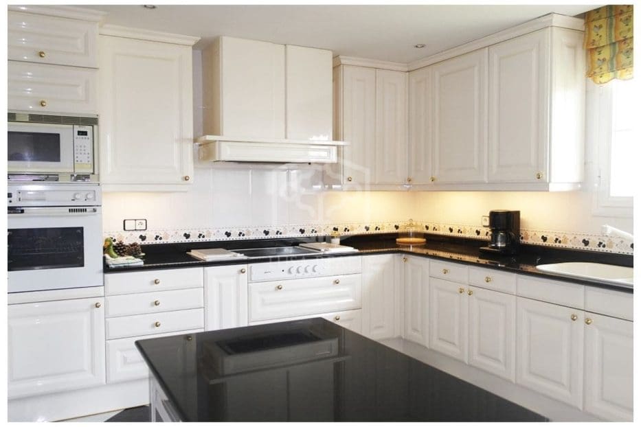 6 soveværelse Villa til salg i Sant Andreu de Llavaneres med swimmingpool garage - € 1.750.000 (Ref: 8115576)