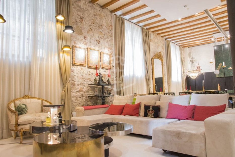 Apartamento de 3 habitaciones en Barcelona ciudad en venta - 1.600.000 € (Ref: 8115583)