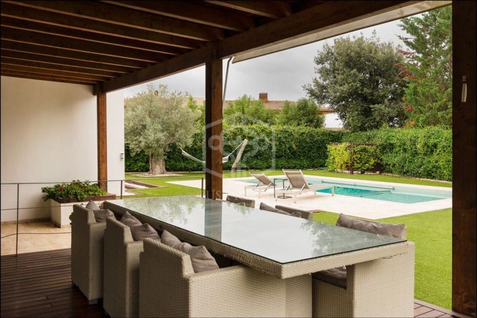 4 sypialnia Willa na sprzedaż w Sant Andreu de Llavaneres z basenem garażem - 1 400 000 € (Ref: 8115589)