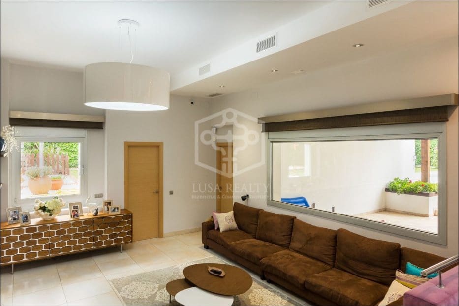 4 sypialnia Willa na sprzedaż w Sant Andreu de Llavaneres z basenem garażem - 1 400 000 € (Ref: 8115589)