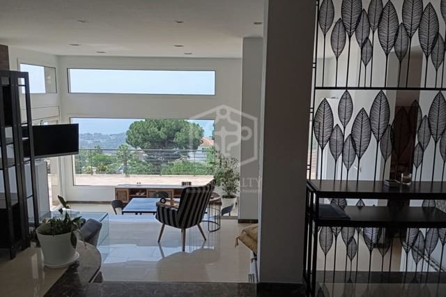 5 camera da letto Villa in vendita in Mas Baell - Can Carbó, Lloret de Mar con piscina garage - 950.000 € (Rif: 8115594)