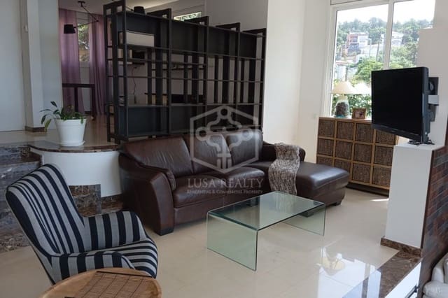 5 camera da letto Villa in vendita in Mas Baell - Can Carbó, Lloret de Mar con piscina garage - 950.000 € (Rif: 8115594)