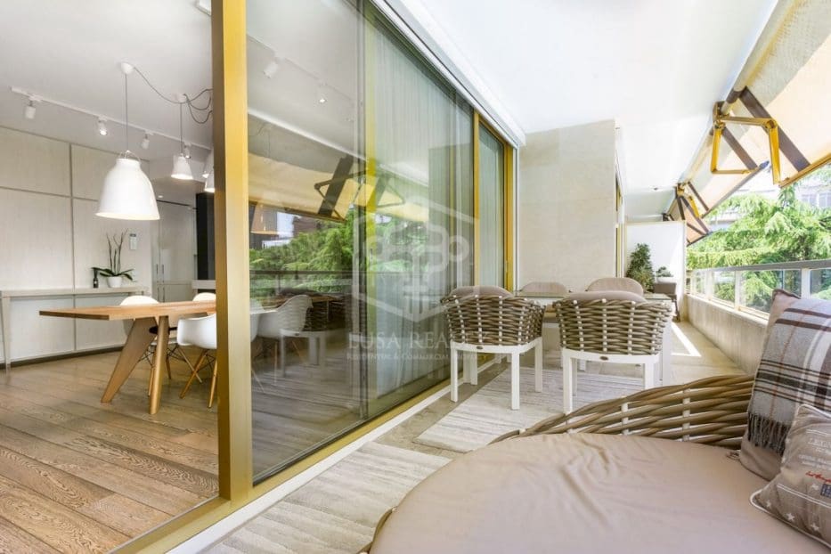 4 soveværelse Lejlighed til salg i Barcelona by med swimmingpool garage - € 4.500.000 (Ref: 8115608)