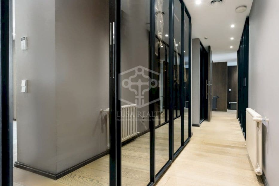 4 soveværelse Lejlighed til salg i Barcelona by med swimmingpool garage - € 4.500.000 (Ref: 8115608)