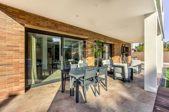 6 bedroom Villa for sale in Gavà with pool garage - € 3,750,000 (Ref: 8115610)