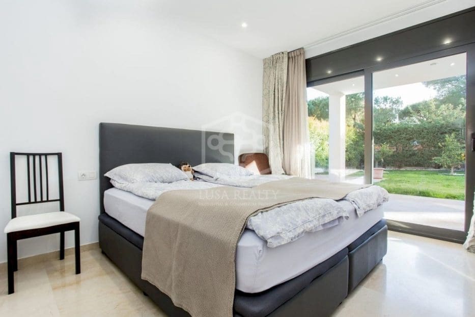 6 Zimmer Villa zu verkaufen in Gava mit Pool Garage - 3.750.000 € (Ref: 8115610)