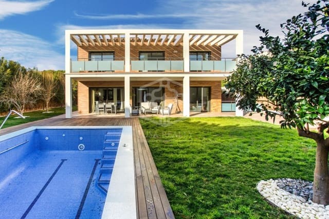 6 bedroom Villa for sale in Gavà with pool garage - € 3,750,000 (Ref: 8115610)