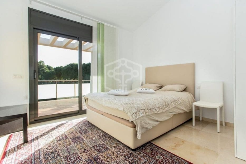 6 Zimmer Villa zu verkaufen in Gava mit Pool Garage - 3.750.000 € (Ref: 8115610)