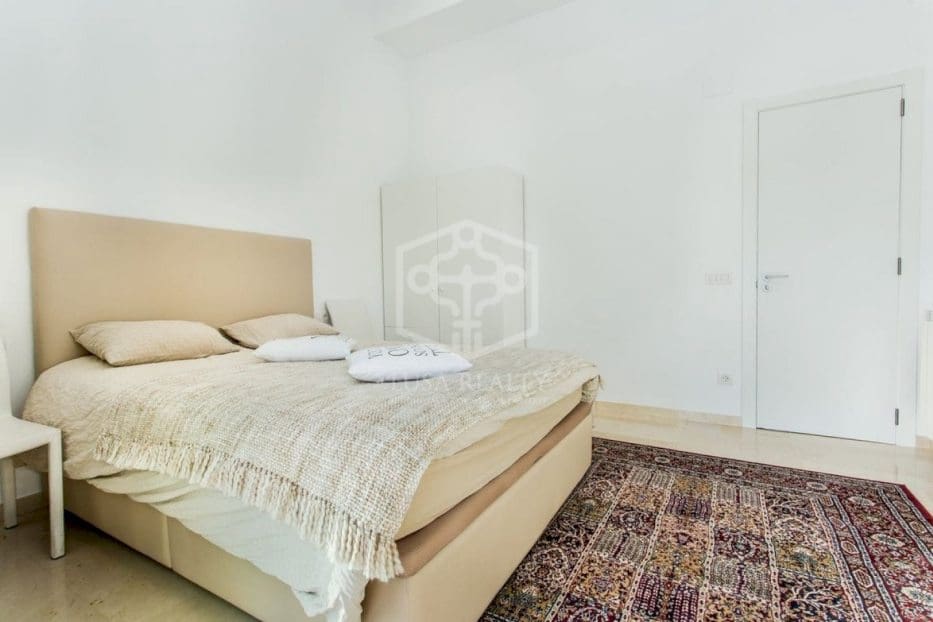 6 Zimmer Villa zu verkaufen in Gava mit Pool Garage - 3.750.000 € (Ref: 8115610)