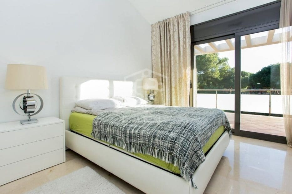 6 Zimmer Villa zu verkaufen in Gava mit Pool Garage - 3.750.000 € (Ref: 8115610)