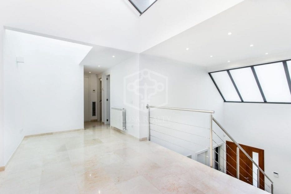 6 Zimmer Villa zu verkaufen in Gava mit Pool Garage - 3.750.000 € (Ref: 8115610)