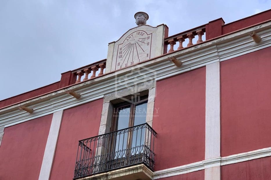 12 soverom Hotell til salgs i Barcelona by med svømmebasseng - € 2 600 000 (Ref: 8115617)