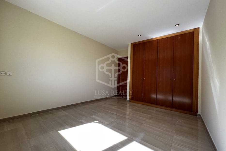 Chalet de 4 habitaciones en Barcelona ciudad en venta con piscina garaje - 2.950.000 € (Ref: 8115621)