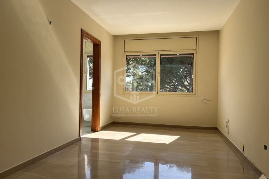 Chalet de 4 habitaciones en Barcelona ciudad en venta con piscina garaje - 2.950.000 € (Ref: 8115621)