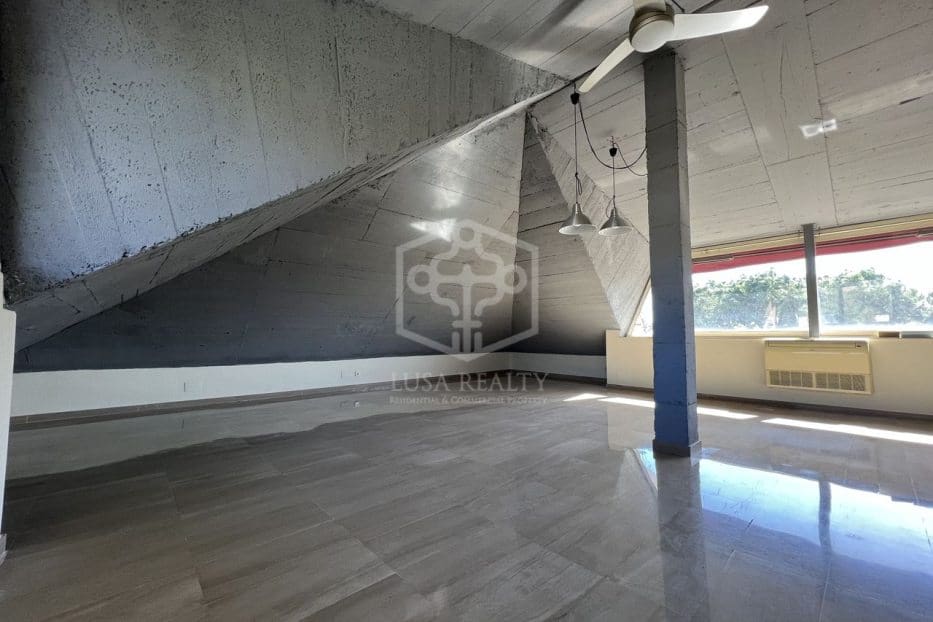 Chalet de 4 habitaciones en Barcelona ciudad en venta con piscina garaje - 2.950.000 € (Ref: 8115621)