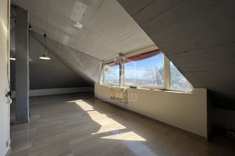Chalet de 4 habitaciones en Barcelona ciudad en venta con piscina garaje - 2.950.000 € (Ref: 8115621)