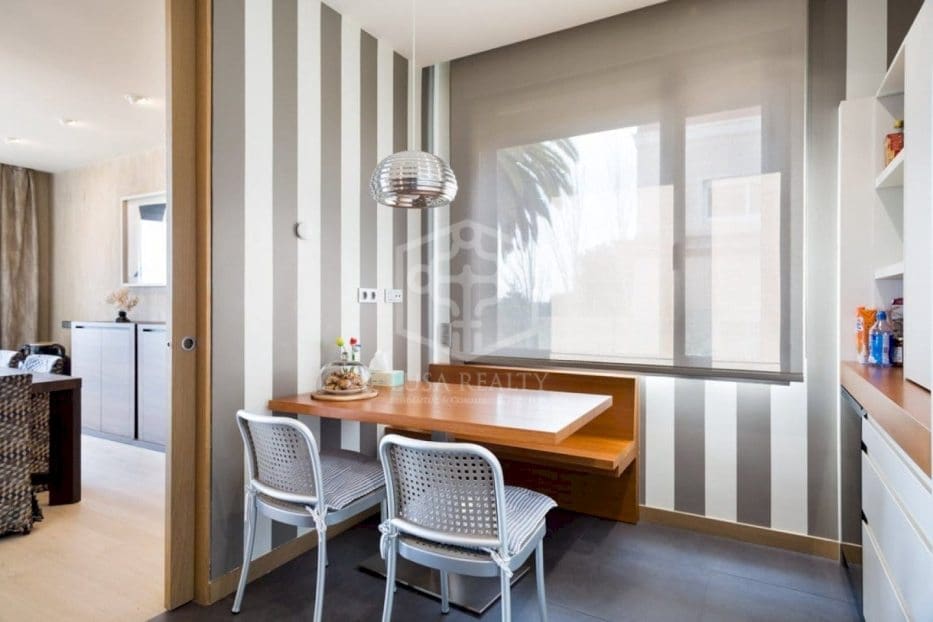 4 soveværelse Lejlighed til salg i Barcelona by - € 2.650.000 (Ref: 8115641)