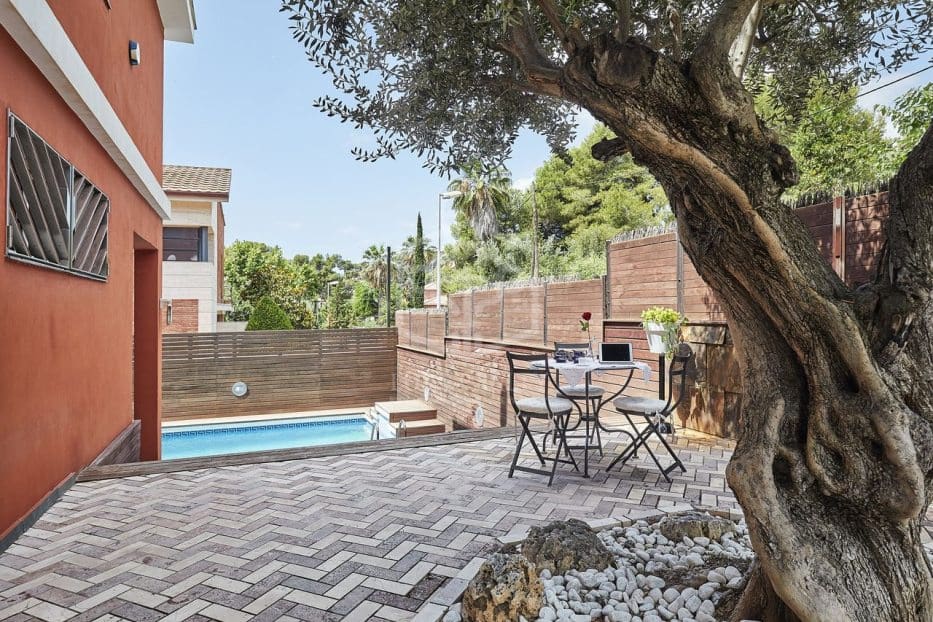 6 soveværelse Villa til salg i Castelldefels med swimmingpool garage - € 2.360.000 (Ref: 8115648)
