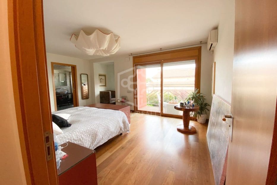 6 soveværelse Villa til salg i Castelldefels med swimmingpool garage - € 2.360.000 (Ref: 8115648)