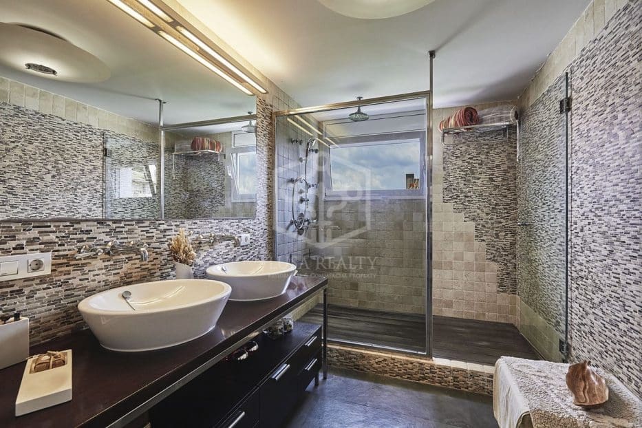 6 soveværelse Villa til salg i Castelldefels med swimmingpool garage - € 2.360.000 (Ref: 8115648)