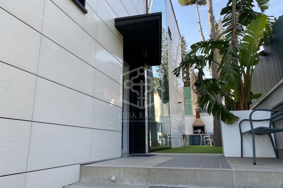 5 soverom Villa til salgs i Castelldefels med svømmebasseng - € 2 200 000 (Ref: 8115656)