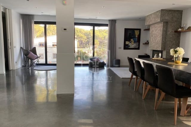 5 Zimmer Villa zu verkaufen in Castelldefels mit Pool - 2.200.000 € (Ref: 8115656)