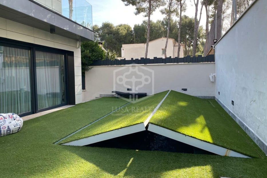 5 soverom Villa til salgs i Castelldefels med svømmebasseng - € 2 200 000 (Ref: 8115656)