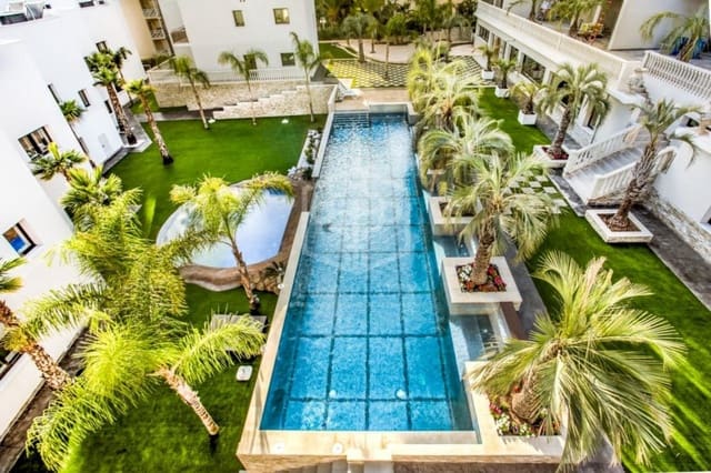 Erhverv til salg i Platja d'Aro, Castell-Platja d'Aro med swimmingpool garage - € 9.000.000 (Ref: 8115668)