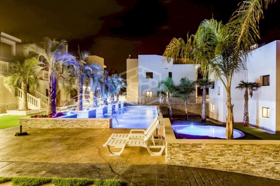 Erhverv til salg i Platja d'Aro med swimmingpool garage - € 9.000.000 (Ref: 8115668)