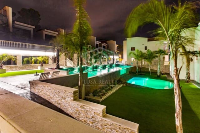 Erhverv til salg i Platja d'Aro, Castell-Platja d'Aro med swimmingpool garage - € 9.000.000 (Ref: 8115668)