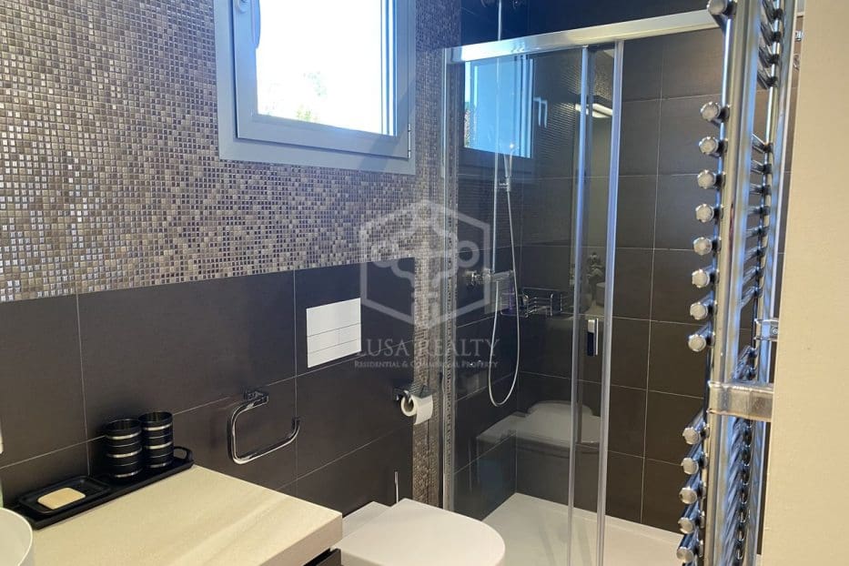 4 soverom Villa til salgs i Gava med svømmebasseng garasje - € 5 300 000 (Ref: 8115688)