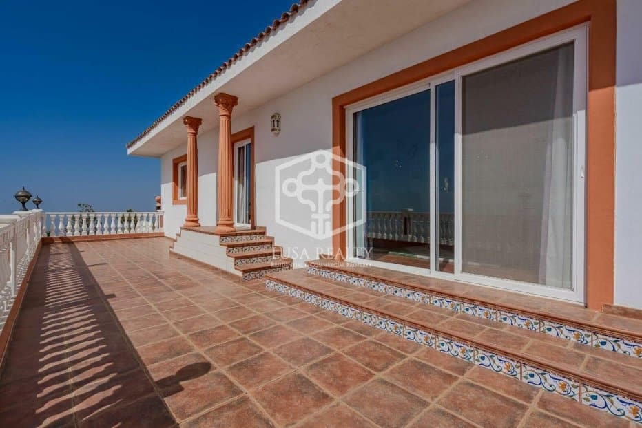 6 soveværelse Villa til salg i Adeje - € 1.595.000 (Ref: 8118104)