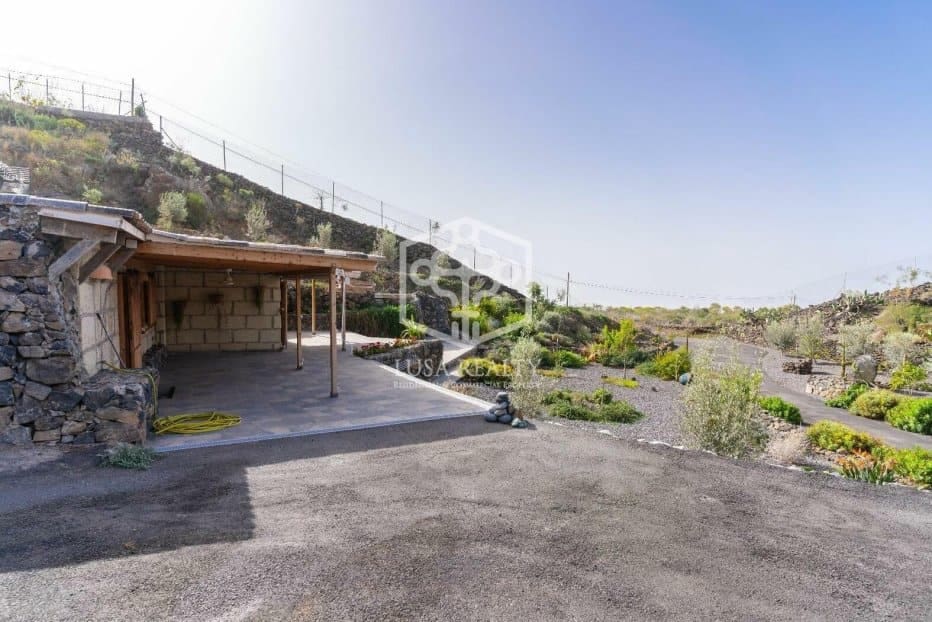 8 sypialnia Willa na sprzedaż w Guia de Isora - 750 000 € (Ref: 8118108)