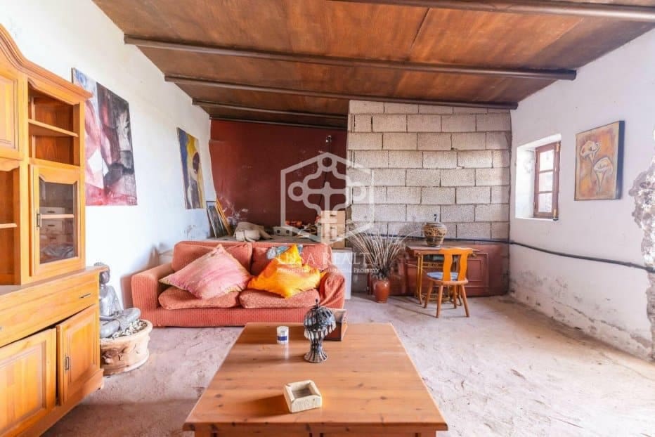 8 sypialnia Willa na sprzedaż w Guia de Isora - 750 000 € (Ref: 8118108)