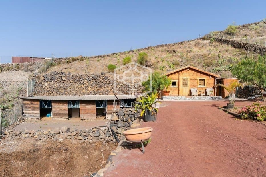 8 sypialnia Willa na sprzedaż w Guia de Isora - 750 000 € (Ref: 8118108)