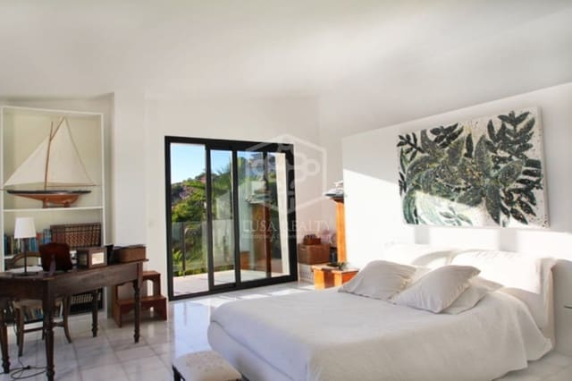 4 soveværelse Villa til salg i Costa de la Calma, Calvià - € 2.100.000 (Ref: 8141395)