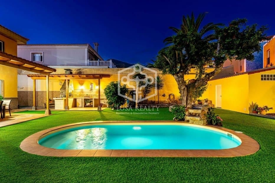 3 soveværelse Villa til salg i Adeje - € 1.250.000 (Ref: 8164902)