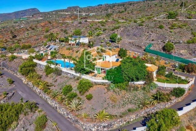 3 chambre Villa/Maison à vendre à Guía de Isora - 1 200 000 € (Ref: 8164903)