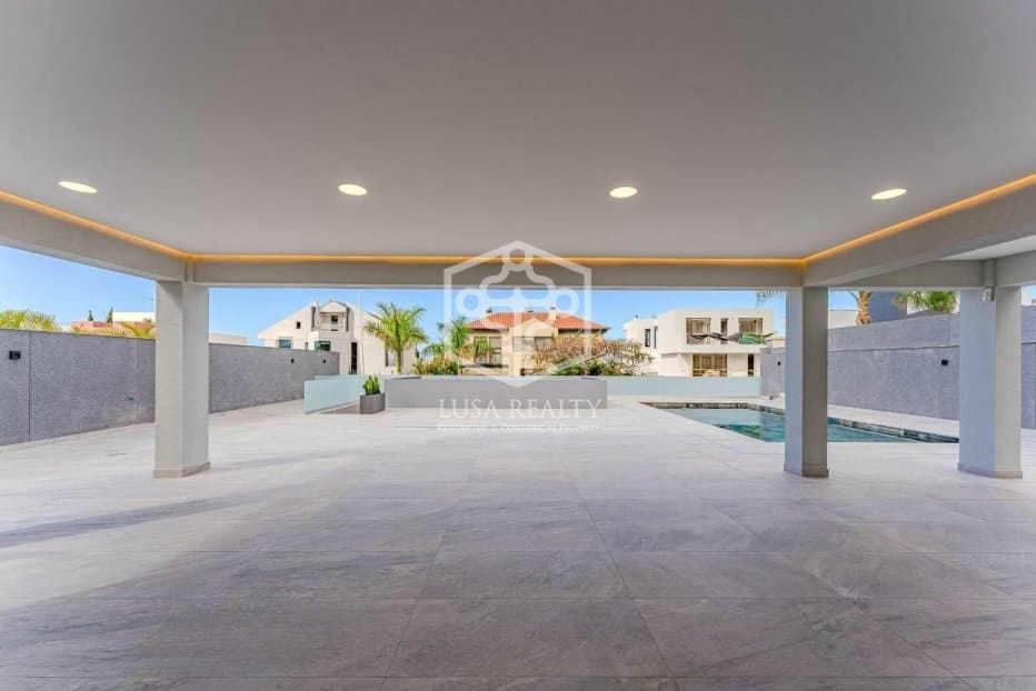 4 chambre Villa/Maison à vendre à Adeje - 1 850 000 € (Ref: 8200712)