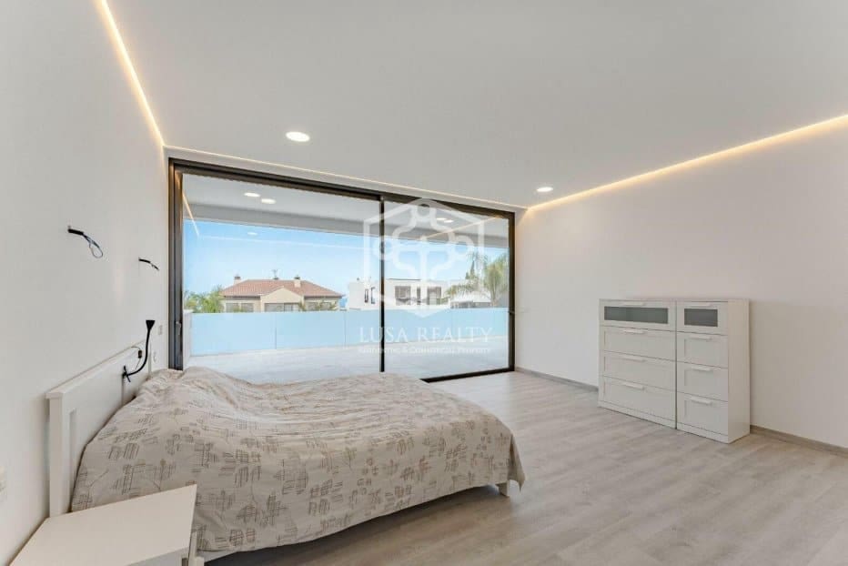 4 chambre Villa/Maison à vendre à Adeje - 1 850 000 € (Ref: 8200712)