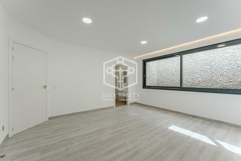 4 chambre Villa/Maison à vendre à Adeje - 1 850 000 € (Ref: 8200712)