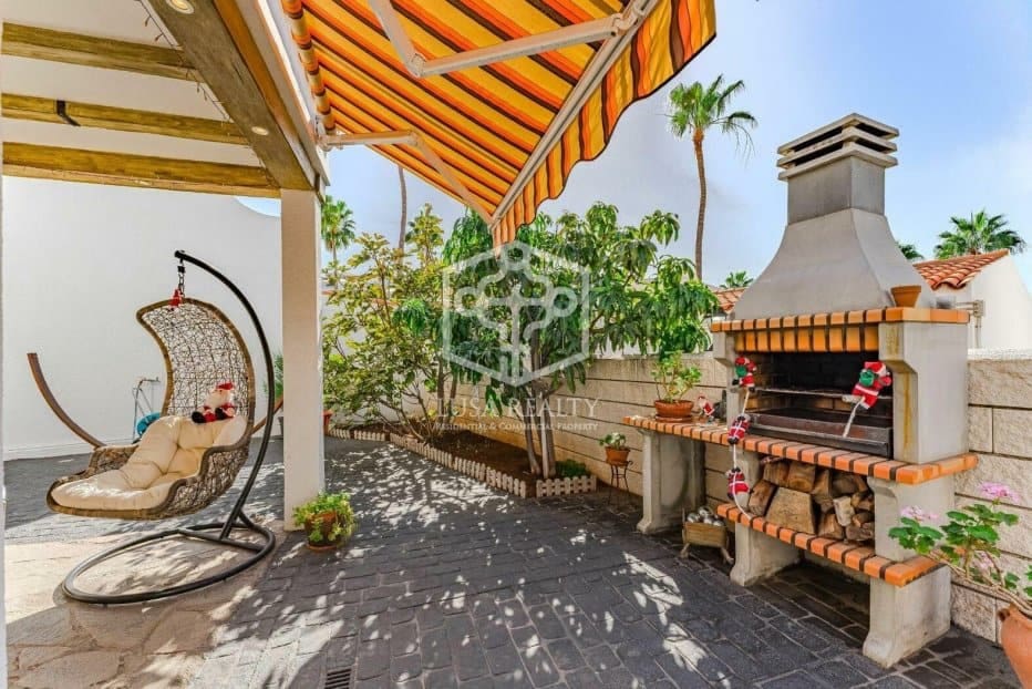 3 soverom Villa til salgs i Adeje - € 980 000 (Ref: 8200715)